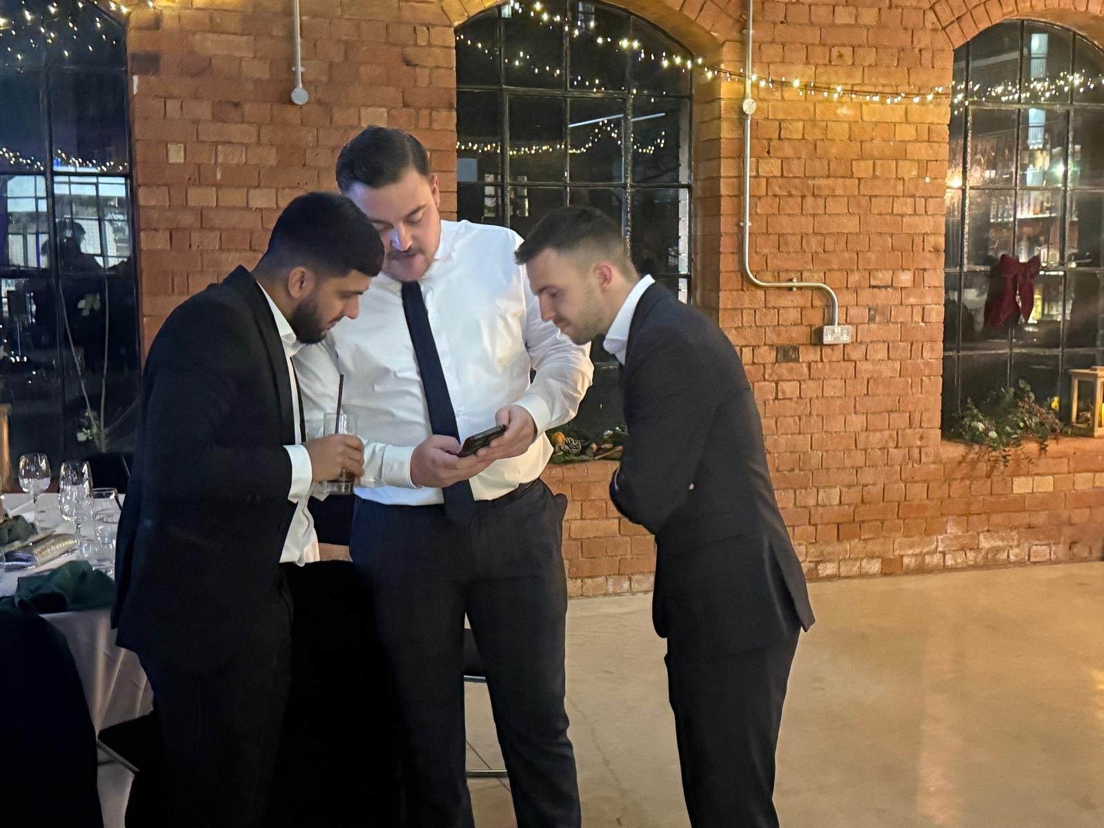 f95e2a25-6a09-44b6-b5b2-373ee722f827